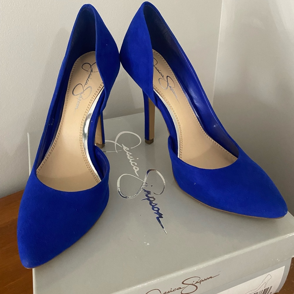 Jessica Simpson size 6 bright royal blue micro suede heels, original packaging